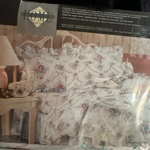 JC Penny vintage “Savannah gardens” Floral fitted twin sheet